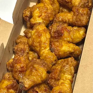 교촌치킨 사진