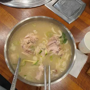 최고닭칼국수 사진
