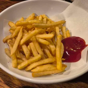 금강바베큐치킨 사진