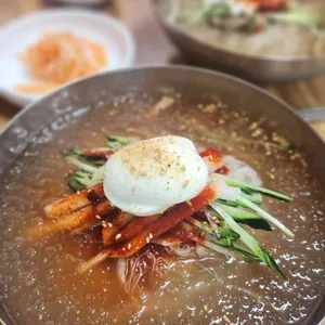 이북냉면 사진