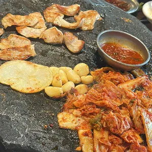 석암생소금구이 사진