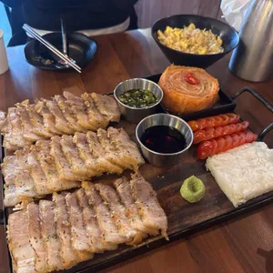 래인 사진