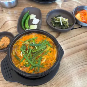 고향옥얼큰순대국 사진
