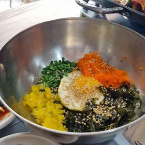 가마솥 양푼이 밥상 사진
