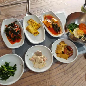 가마솥 양푼이 밥상 사진