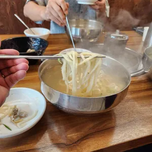 미몽 만두전골 장칼국수 사진