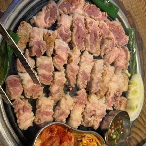 진성삼겹살 사진