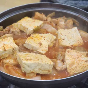 돼지집 사진