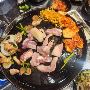 1등삼겹살 사진
