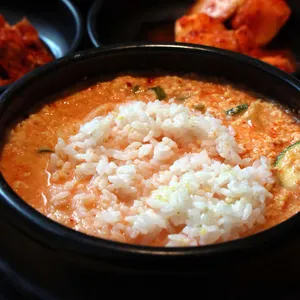 콩뼈숯뼈감자탕 사진