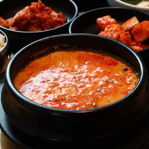 콩뼈숯뼈감자탕 사진
