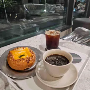 시시 사진