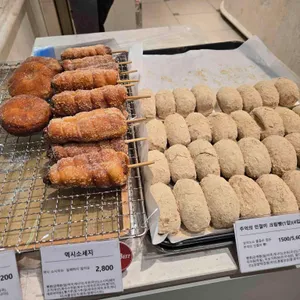 베즐리  사진