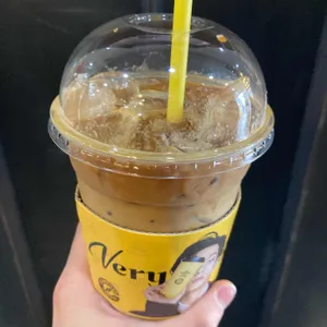 컴포즈커피 사진