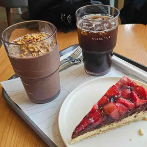 엔제리너스 사진