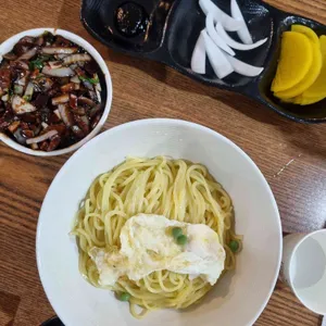향원 사진