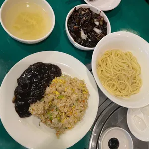 왕왕 사진