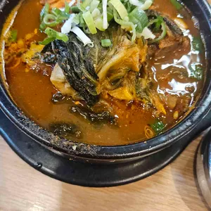 고래감자탕 사진