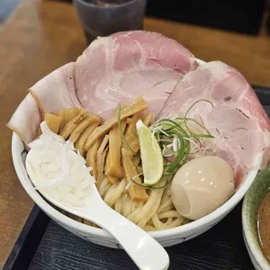 멘도무카우 사진