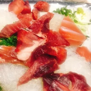 진우리참치 사진