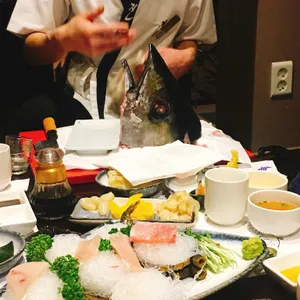 진우리참치 사진