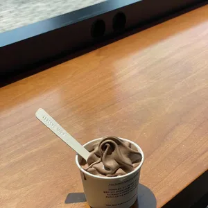 폴바셋 사진