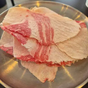 돼지집 사진