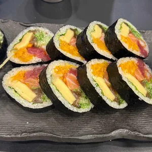 키라키라윤 사진