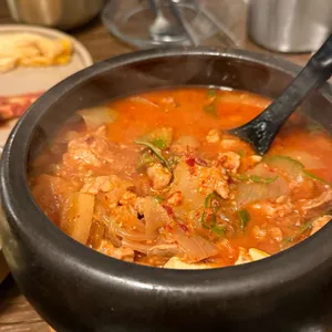 고기연 사진