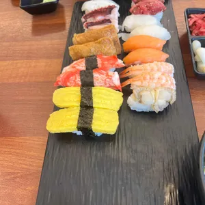육초연 사진