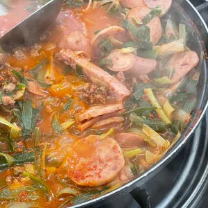 이나경송탄부대찌개 사진
