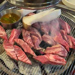 정일돈 사진