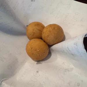 교촌치킨 사진