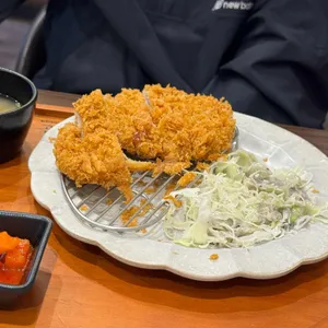 돈카춘 사진