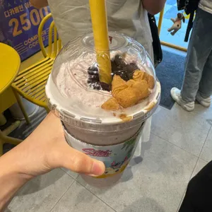 컴포즈커피 사진