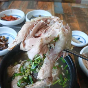 무이806능이백숙 사진