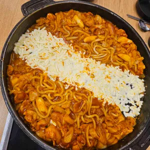 고수닭갈비 사진