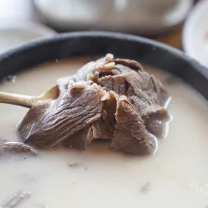 거대곰탕 사진