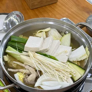 맷돌로만 사진