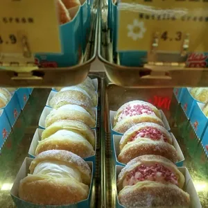 어나더 도넛 사진