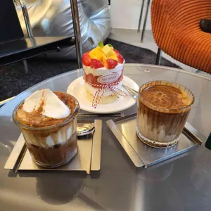 올위크 사진