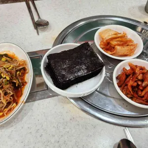 삼태기삼겹살 사진