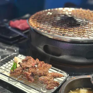 윤슬 숯불구이 사진