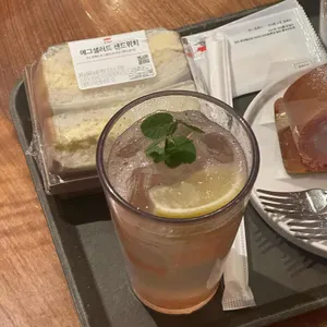 폴바셋 사진