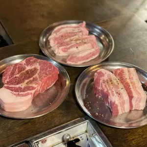 모티 사진