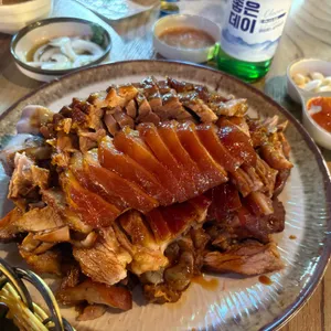 영남족발 사진