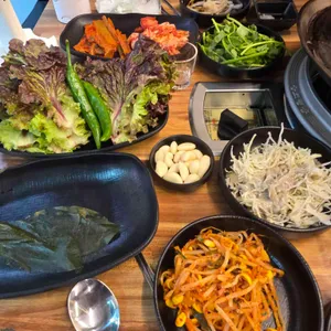 솥뚜껑열렸다 사진