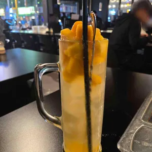 뼈의신 사진