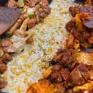 유가네닭갈비 사진