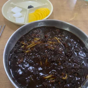 홍운반점 사진